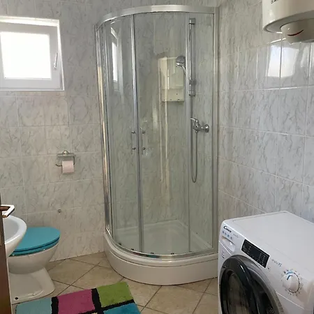 Fuer 5 Personen Ca 80 Qm In Privlaka, Dalmatien Norddalmatien 아파트