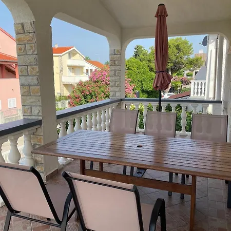 Fuer 5 Personen Ca 80 Qm In Privlaka, Dalmatien Norddalmatien